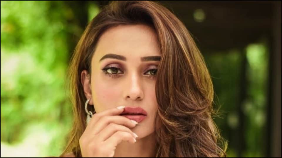 Mimi chakraborty reaction on ranveer singh photoshoot and said if a woman did it appreciation would be same