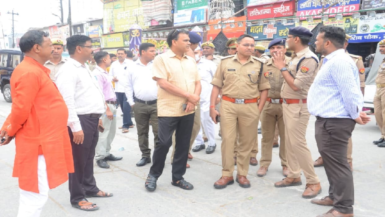 Muzaffarnagar News: DM and SSP inspected Kanwar Marg