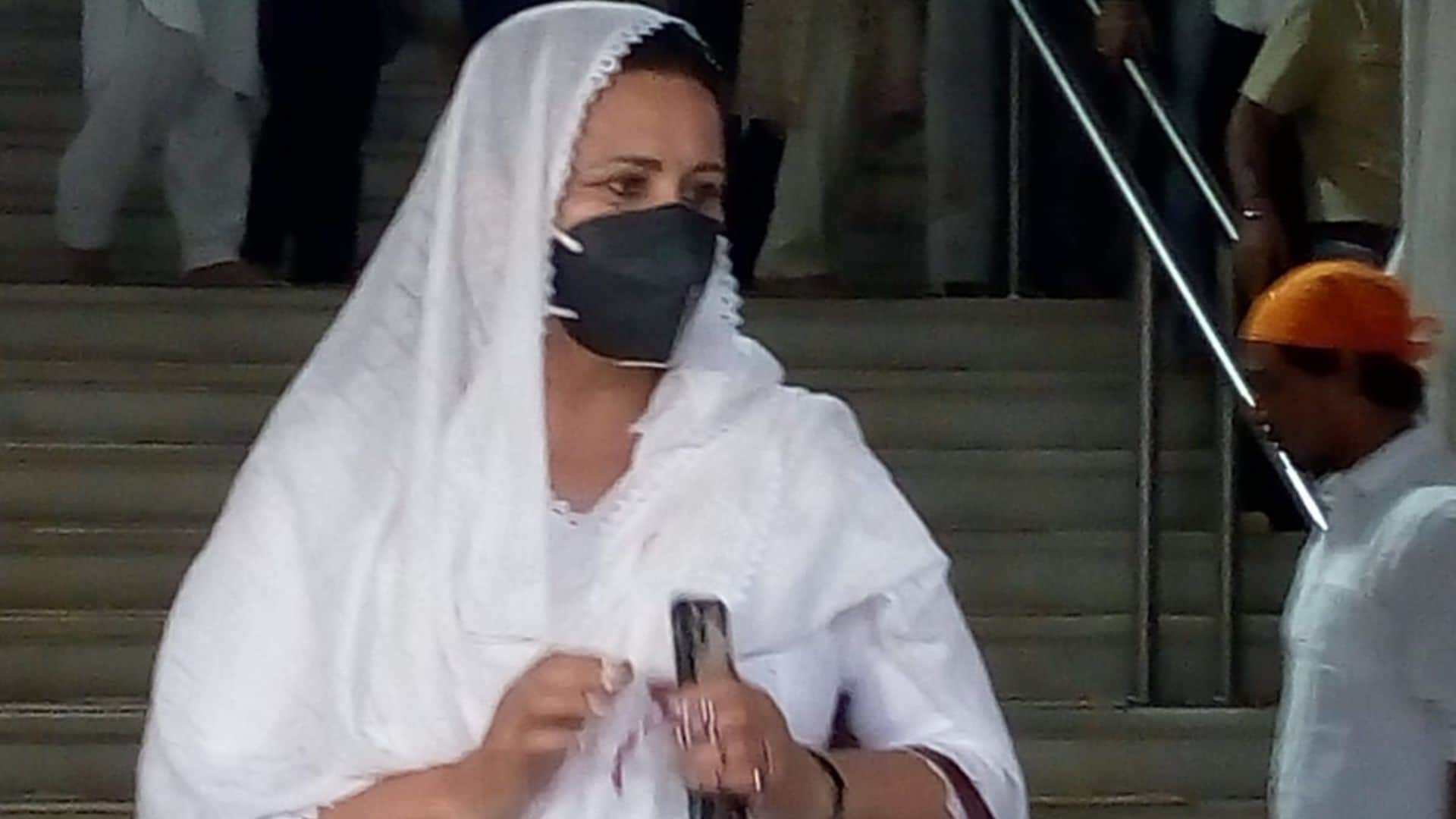 Bhupinder Singh prayer meet Poonam Dhillon Rekha Bhardwaj Madhur Bhandarkar and others were present