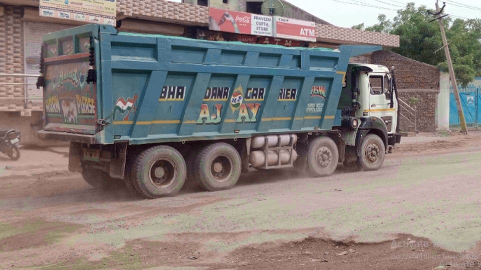 mining mafia in aravali takes out 200 rupees ton stone and sells it in the market for 1400