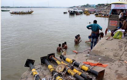 Ganga Water Level increasing continuously in Varanasi Police Commissioner said Flood relief team alert