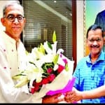 केजरीवाल के साथ अर्थशास्त्री प्रो. अभिजीत बनर्जी