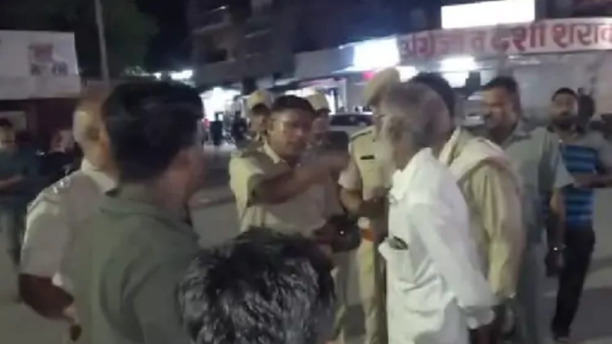 shopkeeper selling footwear assaulted in Chittorgarh
