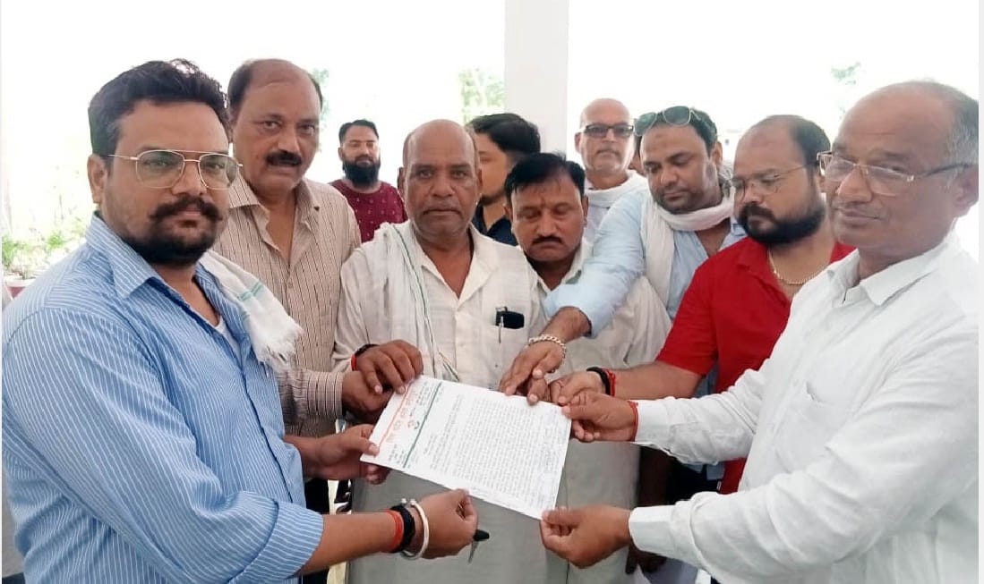 Bundelkhand Expressway could not bear even the first rain, this is the development of BJP