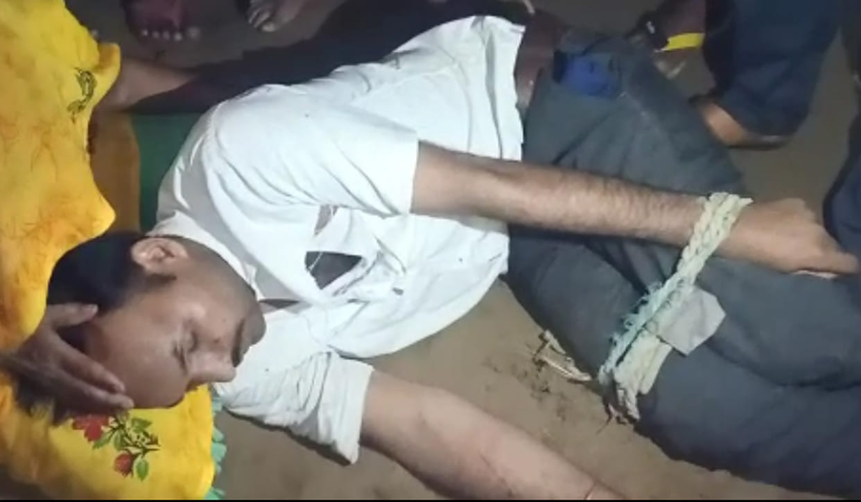 shopkeeper beaten, attack by knife