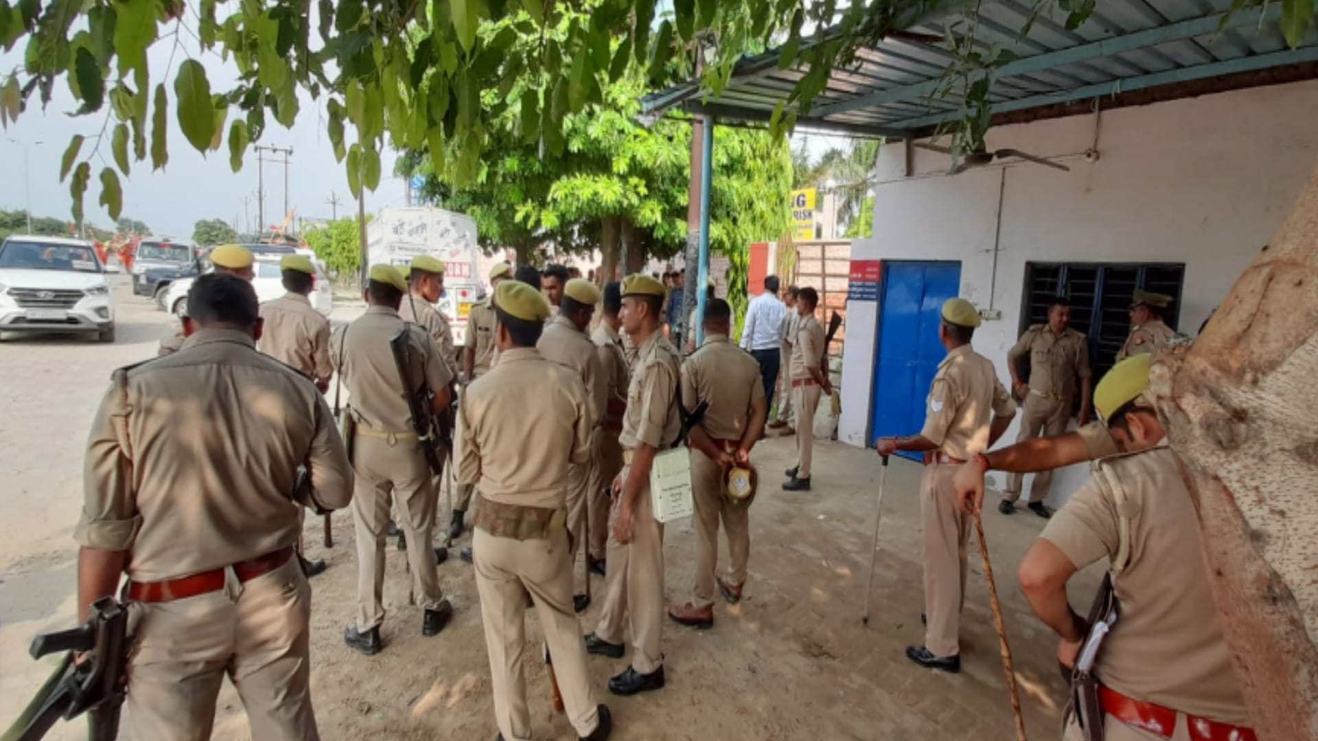 Attacked check post and police for breaking Kanwar on NH-58 in Meerut see pictures