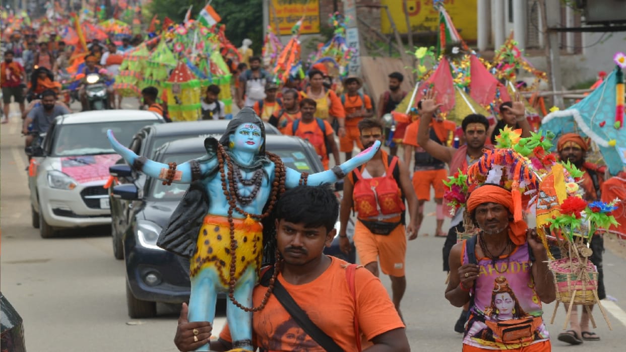 Ten lakh Kanwarias will perform Jalabhishek in temples on first Monday of sawan