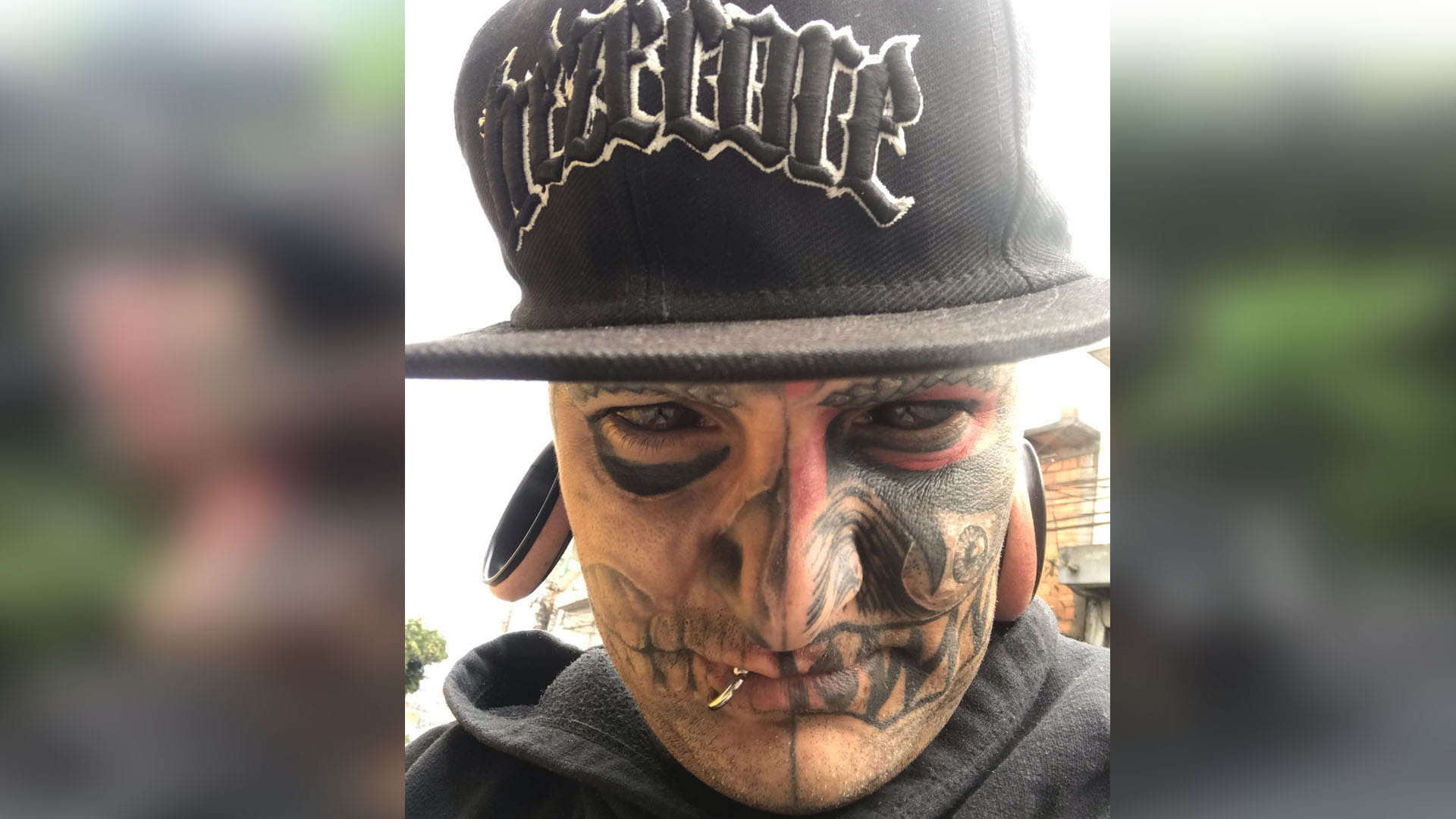 Man With Horn Implants Viral Pics: Spends 40 Lakh Rupees on Body Modification News in Hindi
