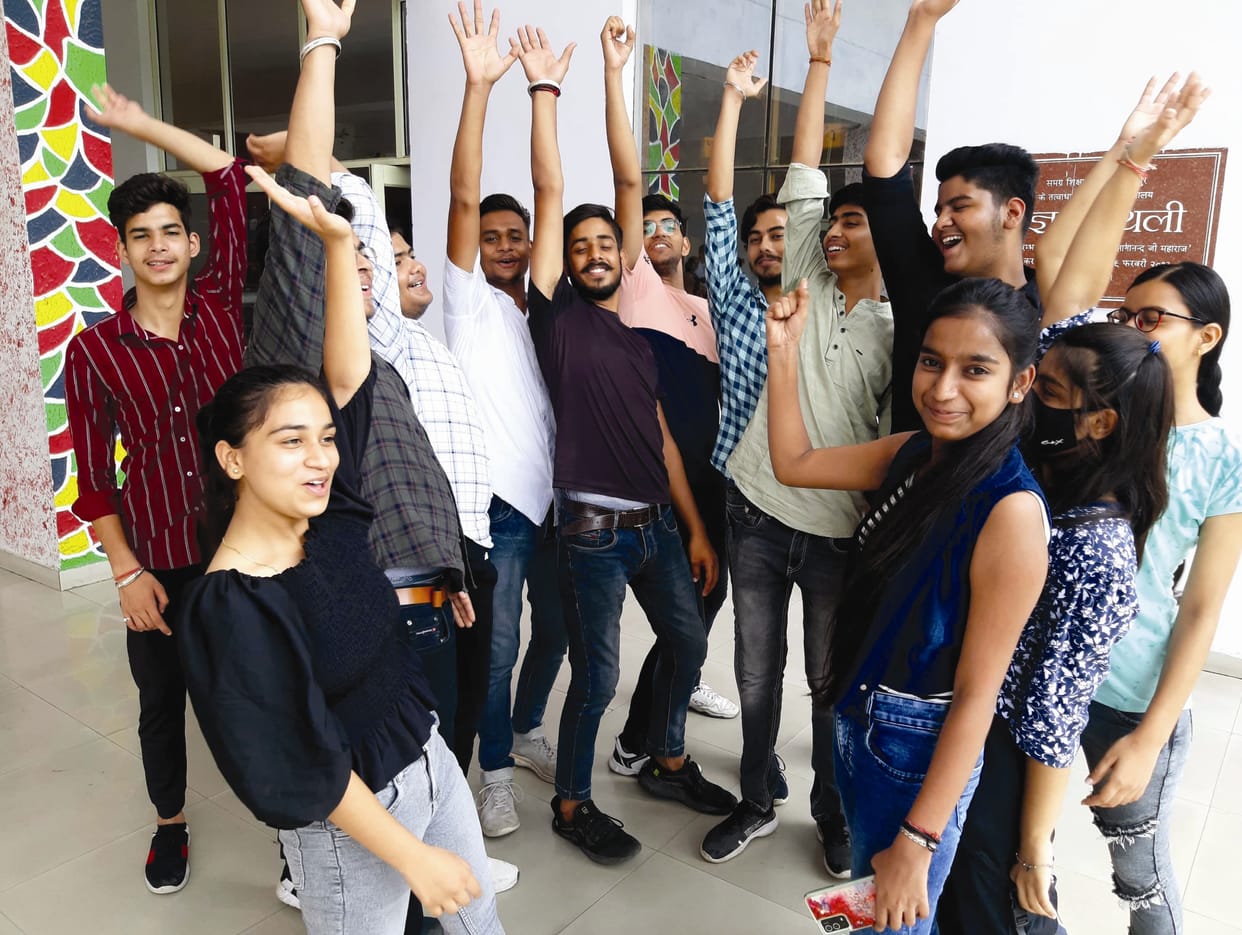 Manasvi, Anugrah, Devansh in tenth and Adnan became district topper in 12th