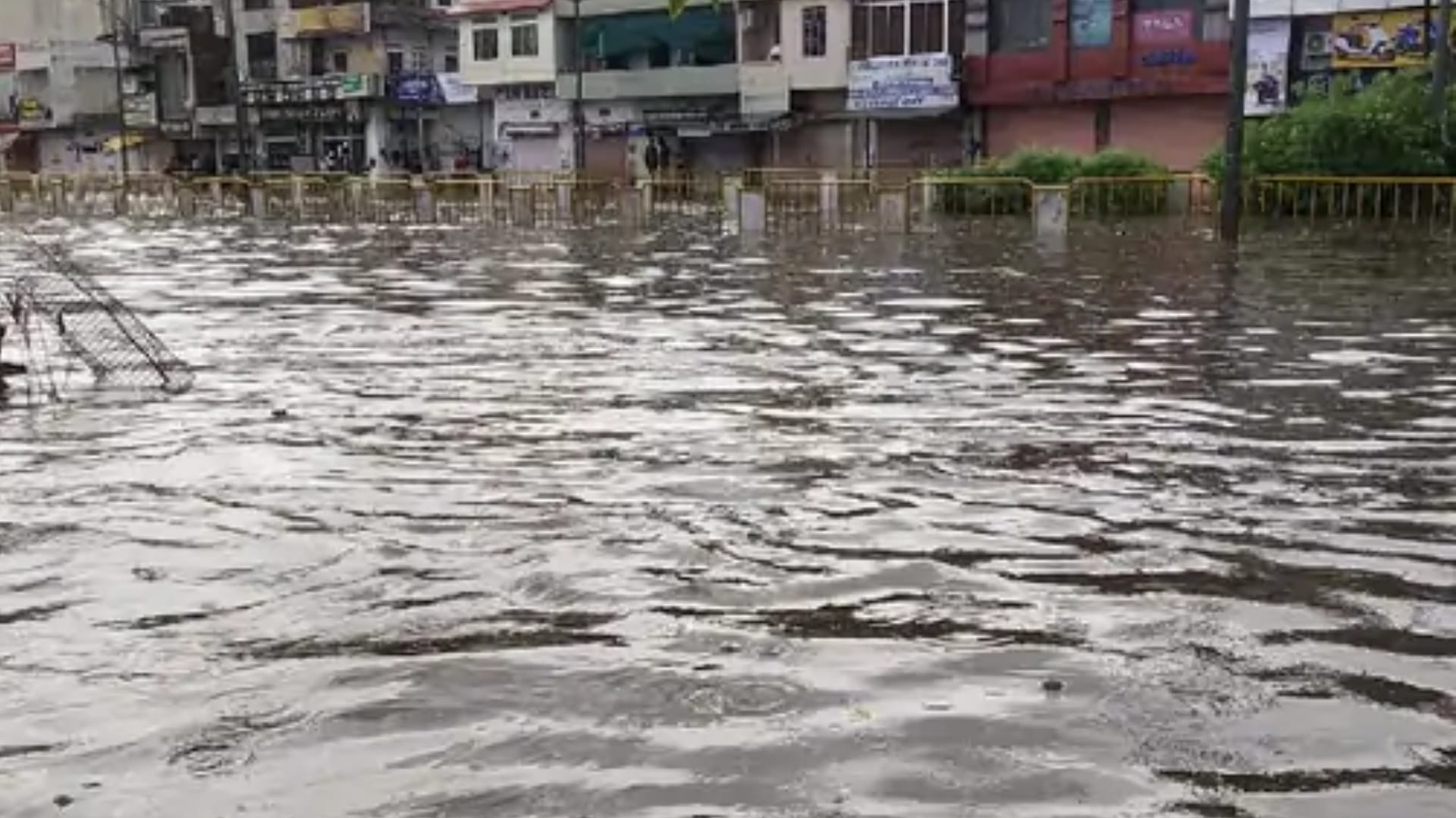 water logged on Road after rain in Jaipur