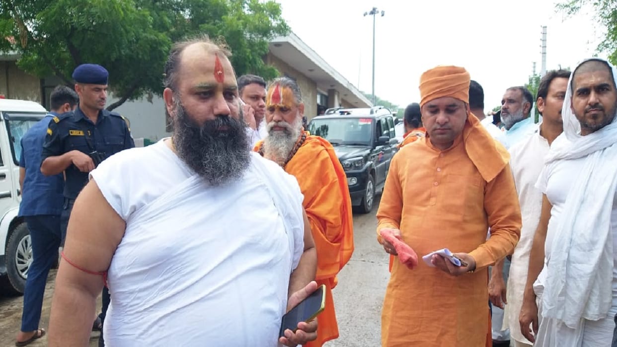 Politics stirred up after death of Mahant Vijay Raghav Das in Bharatpur Rajasthan