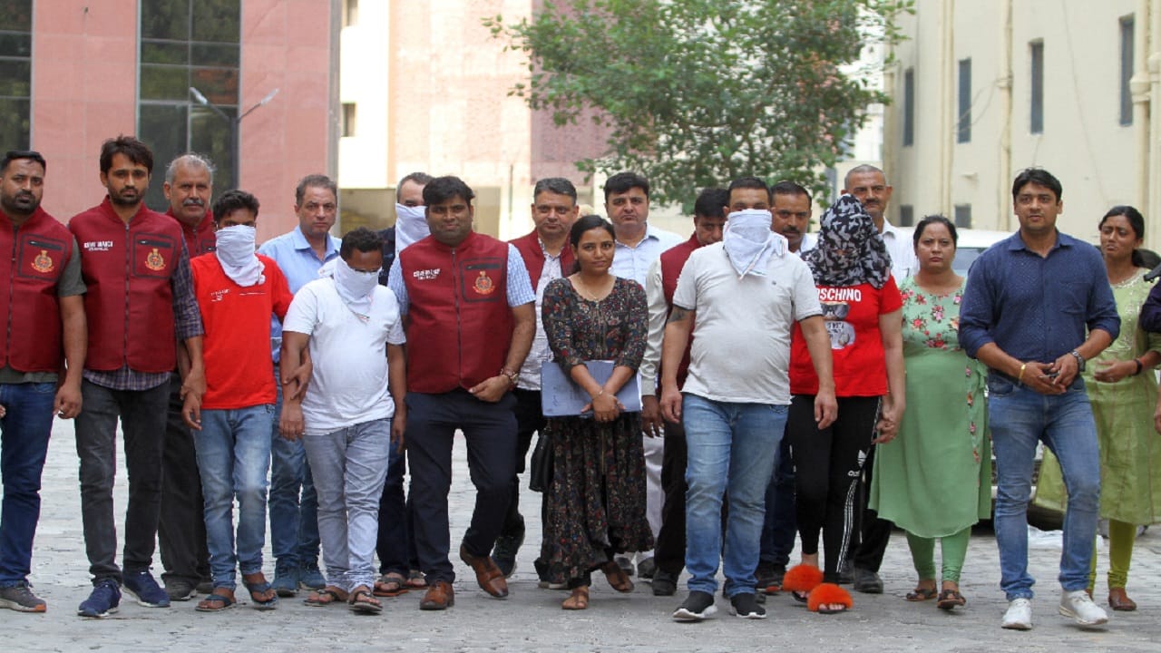 Delhi Police Crime Branch exposed foreign sex racket in Malviya Nagar