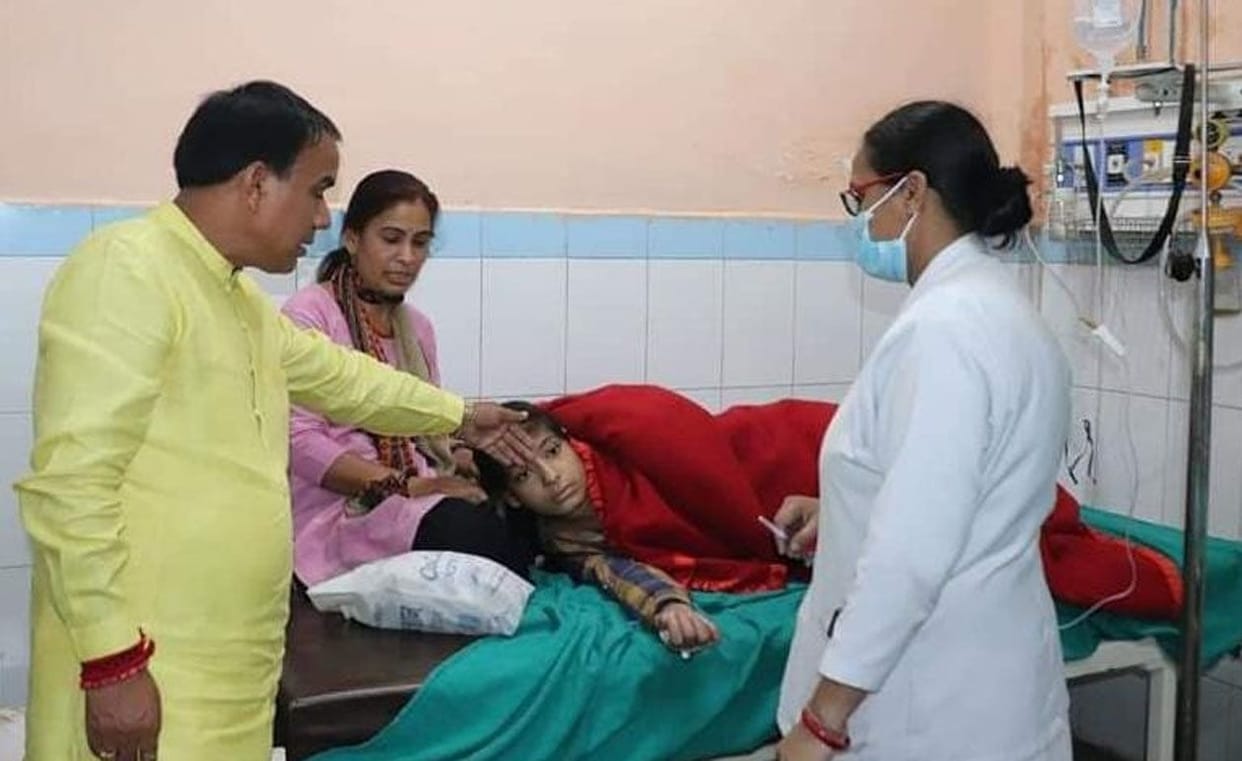 Health Minister reprimanded doctors and employees