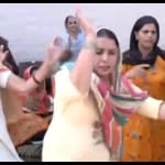 नीरज की जीत पर जश्न।