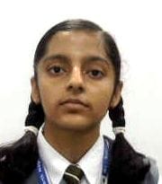 isha become district topper