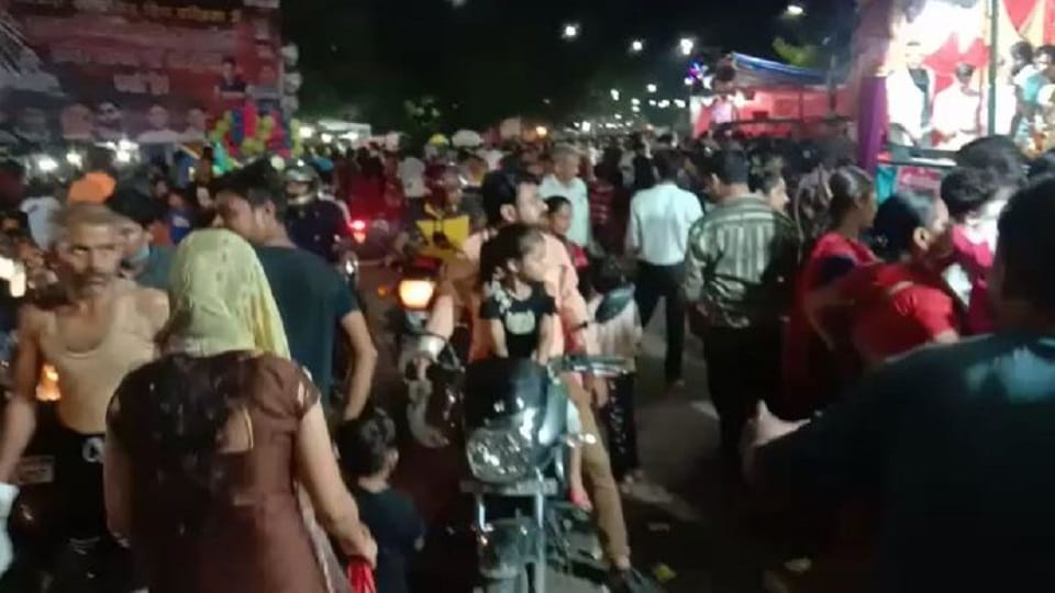 Sawan 2022 Devotees Perform Worship parikrama Lord Shiva Sawan Ka Dusra Somvar