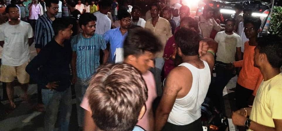 Hathras: Child dies after being crushed by a truck in Mursan
