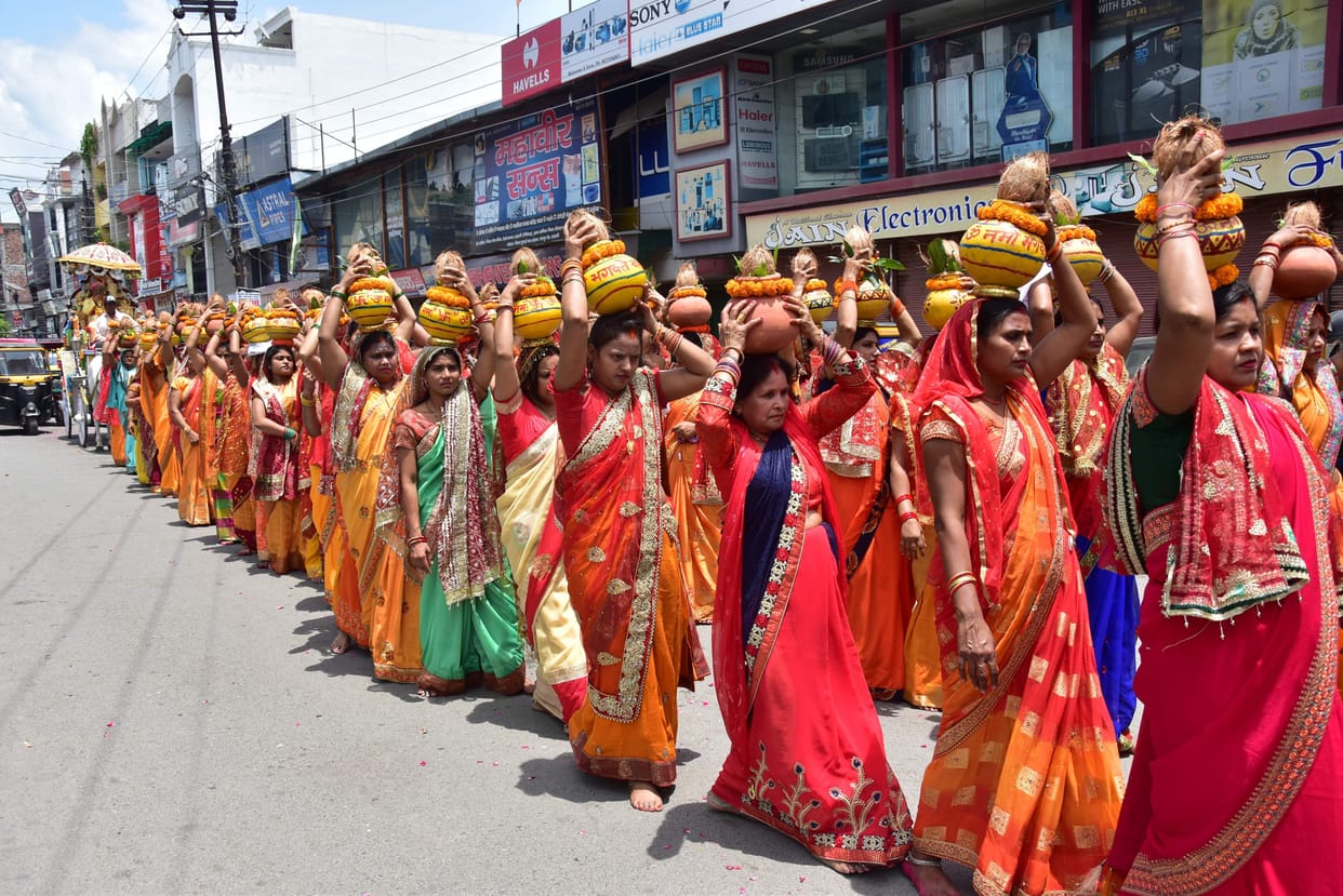 Eight-day Shrimad Bhagwat Katha begins at Laturia Maharaj Ashram