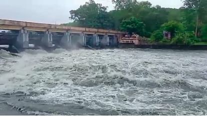 MP News: NGT ने CS पर लगाई पांच लाख की पैनल्टी वापस ली, शासन ने बताया- कलियासोत-केरवा डेम में 129 अतिक्रमण MP News: NGT withdrew penalty of Rs 5 lakh imposed on CS, government informed about 129 encroachments in Kaliy