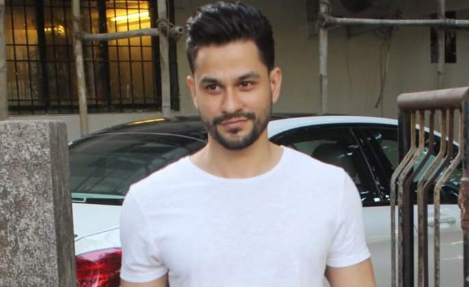 Kunal Khemu Grandmother Passed away Actor Shared a Photo with Emotional note on Instagram