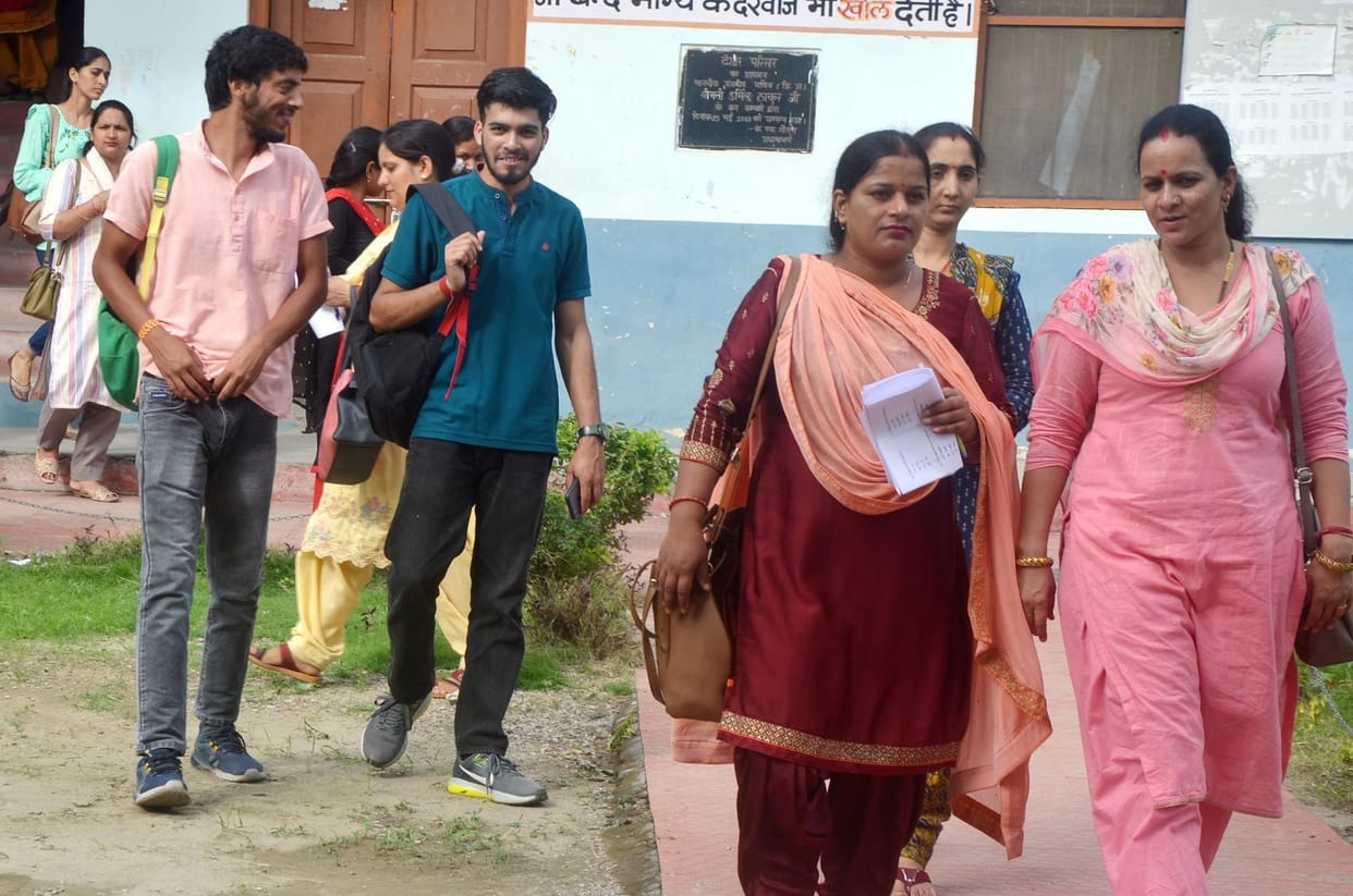 The trainees followed the Corona rules, the teacher eligibility test