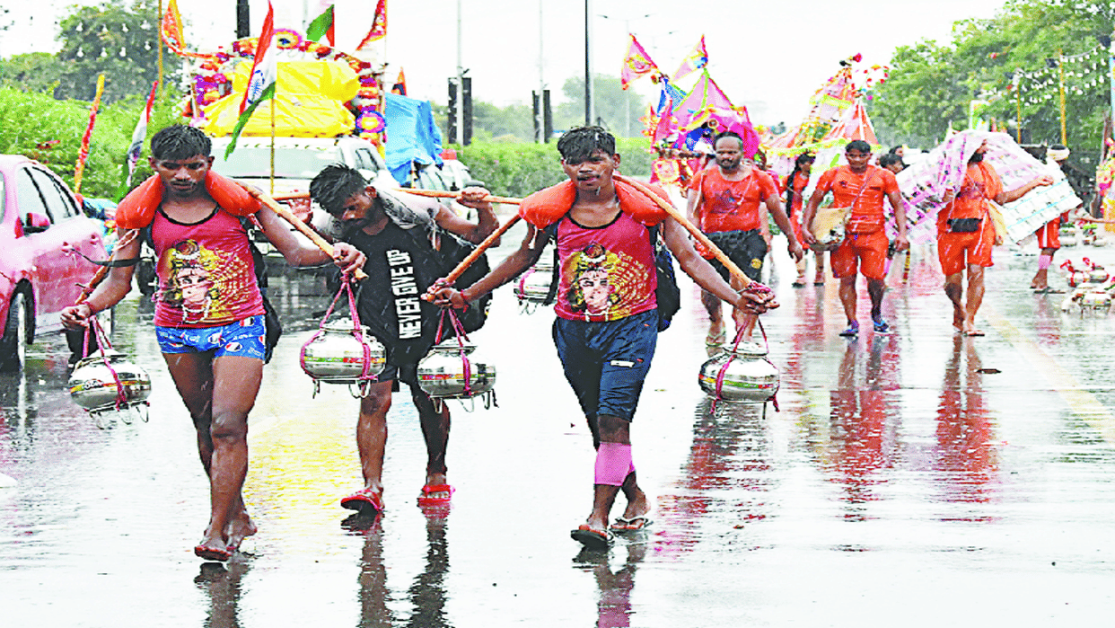 Kanwar Yatra 2023 Entry of vehicles closed on Kanwar Marg in Ghaziabad from midnight today