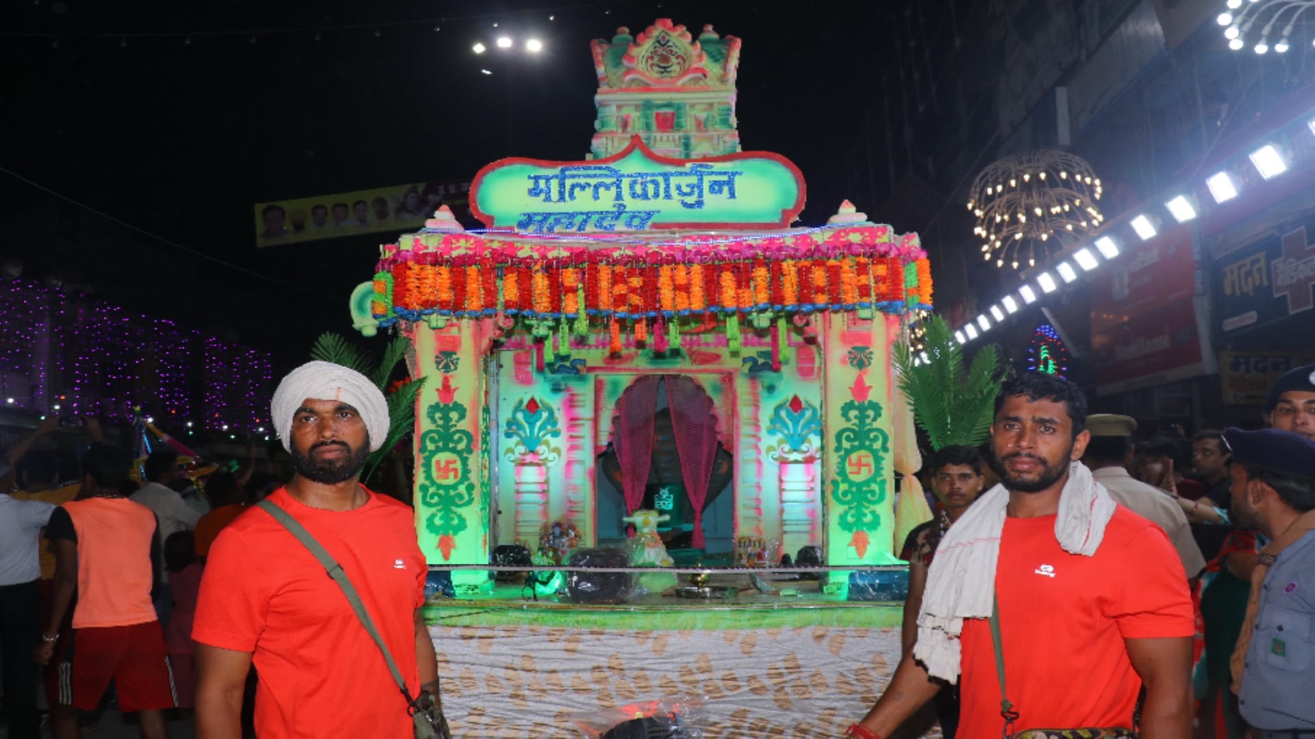 Haridwar Kanwar yatra Update, see Unique pictures of dak Kanwar on NH-58