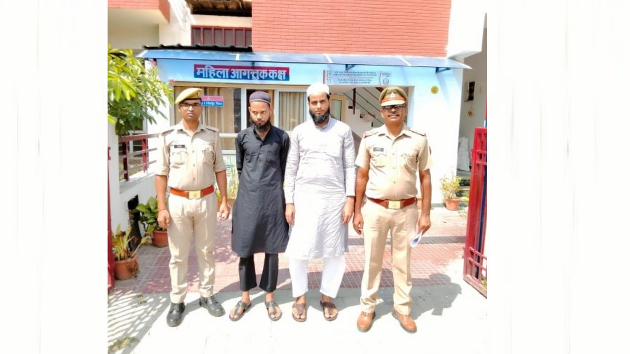 Two more arrested for offering namaz in Lulu Mall.