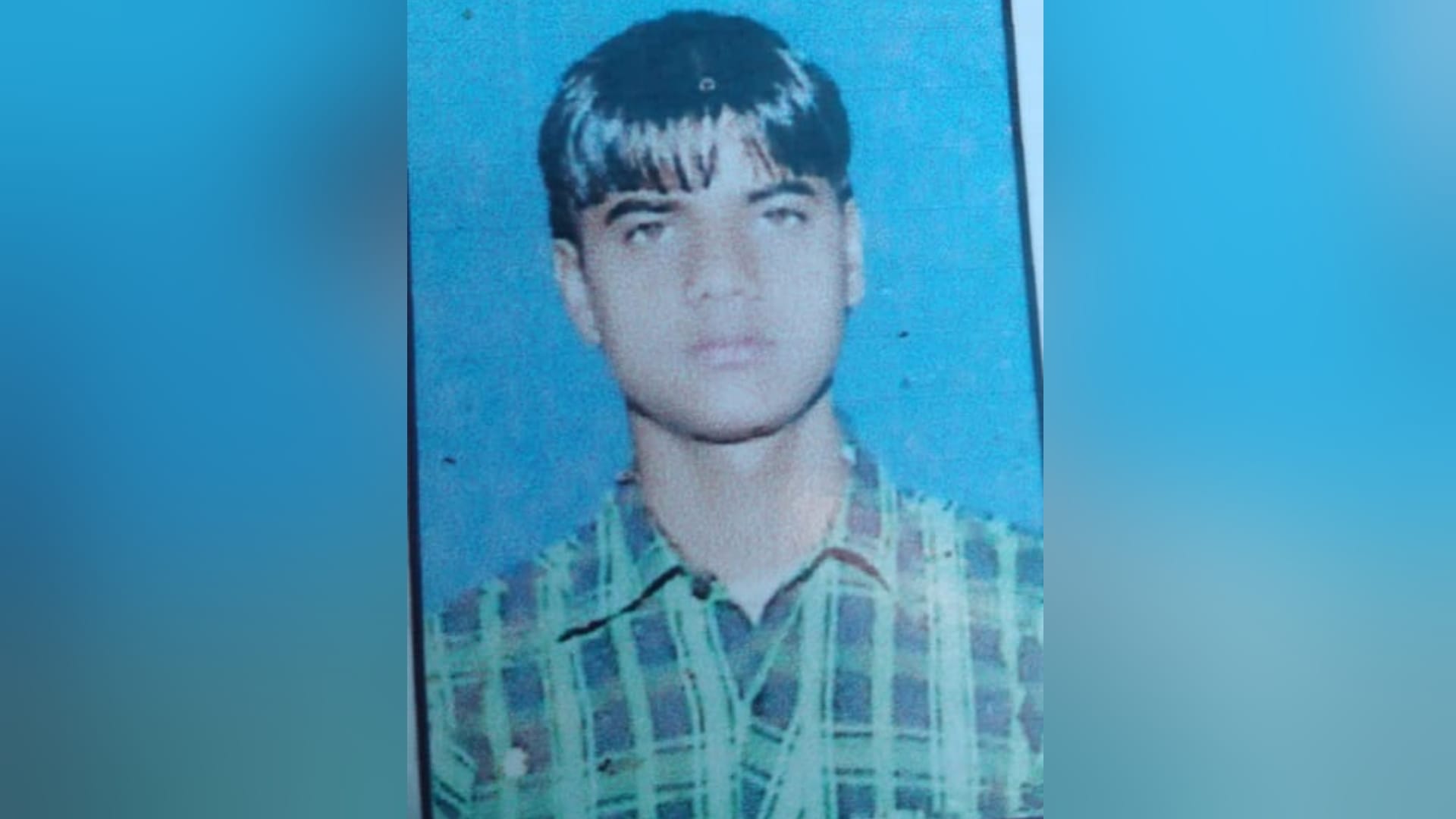 Father and son found hanging in khanpur wife says In-laws wanted to evict husband from property