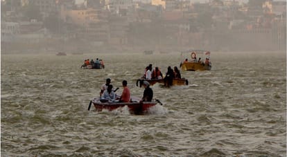 Maximum temperature 36.1 degree Celsius in varanasi hot sun increased humidity