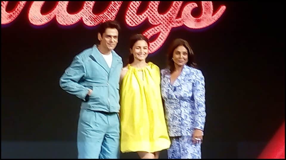 Darlings trailer out alia bhatt reveal shahrukh said her do not co produce film with anyone but doing with you