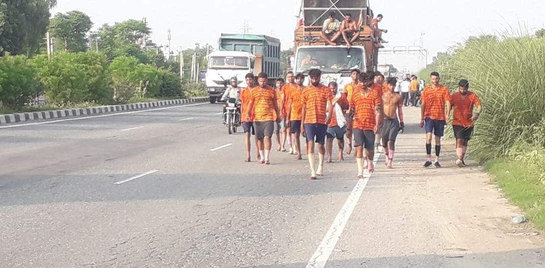 Corridor and security system missing for Kanwariyas on the highway