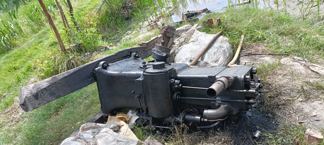 Pumping set engine explodes, death of two farmers