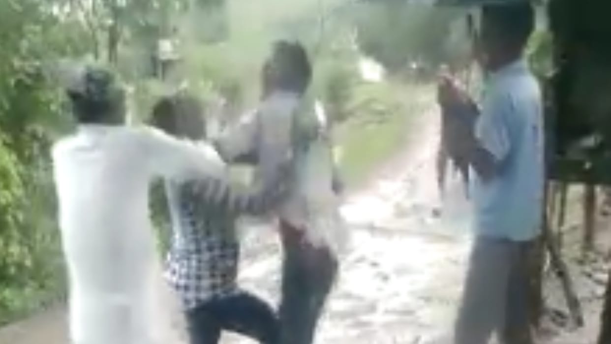 there was a fight between two sides for stopping the girl student from school in Shajapur district