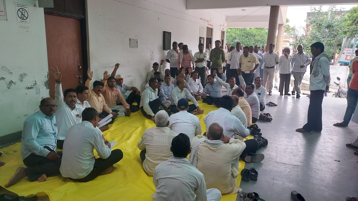 Tehsildar delaying the disposal of cases