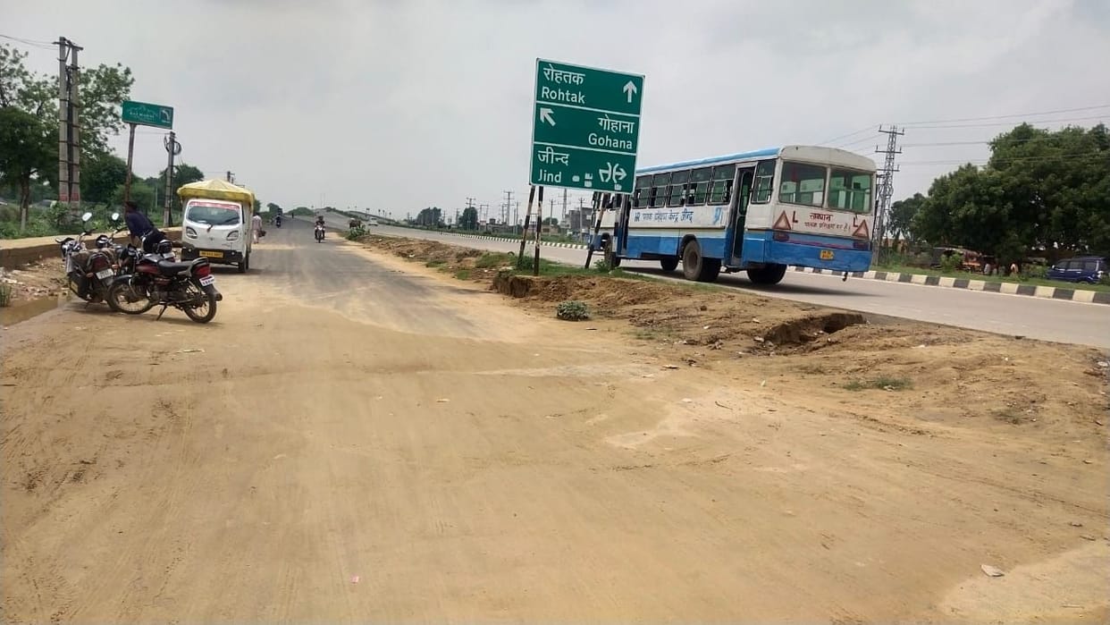 Service road work at new bus stand is almost complete, buses will be operated soon