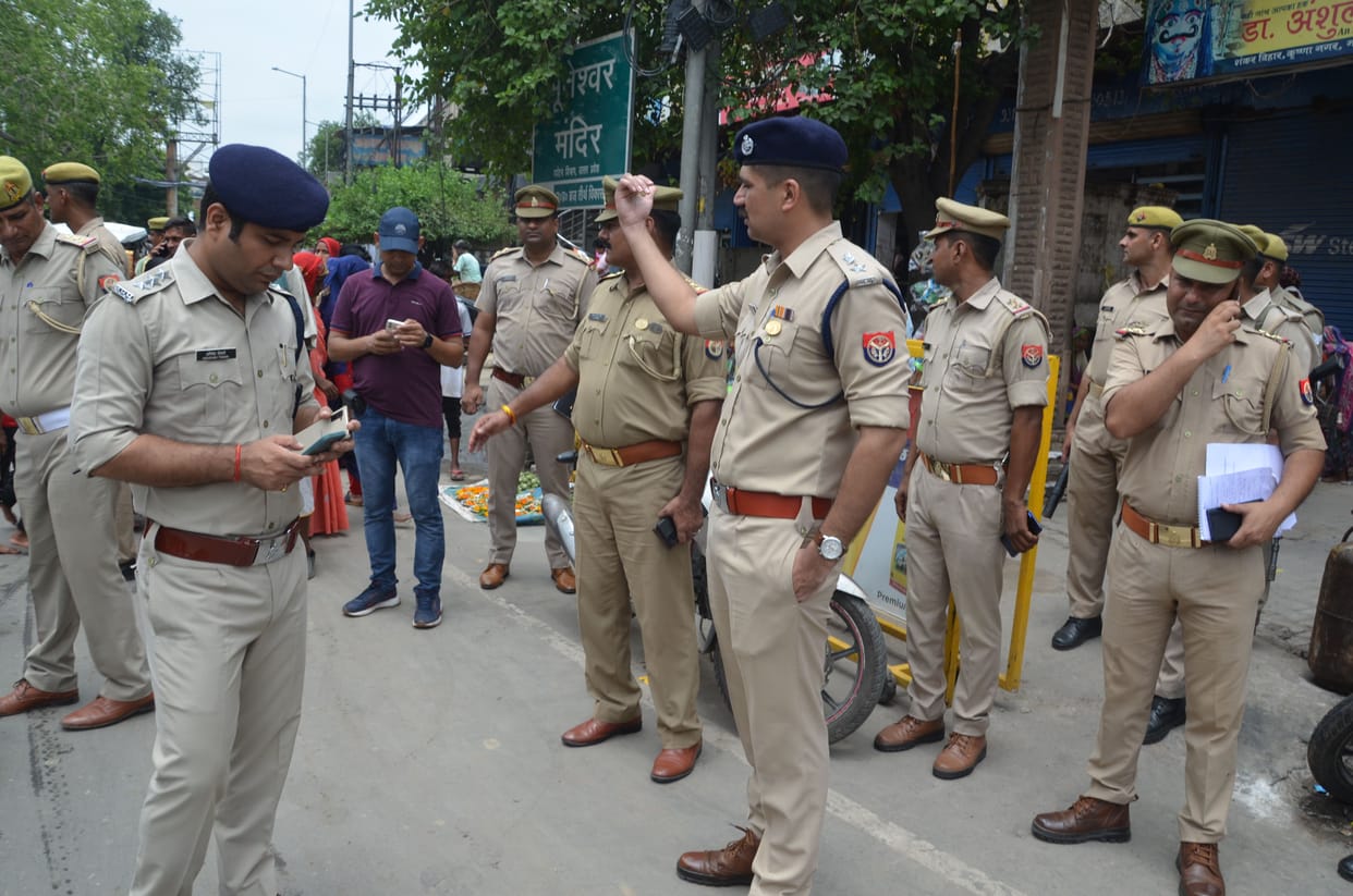 Mathura: SSP came out on the road to see the success of the city's traffic plan