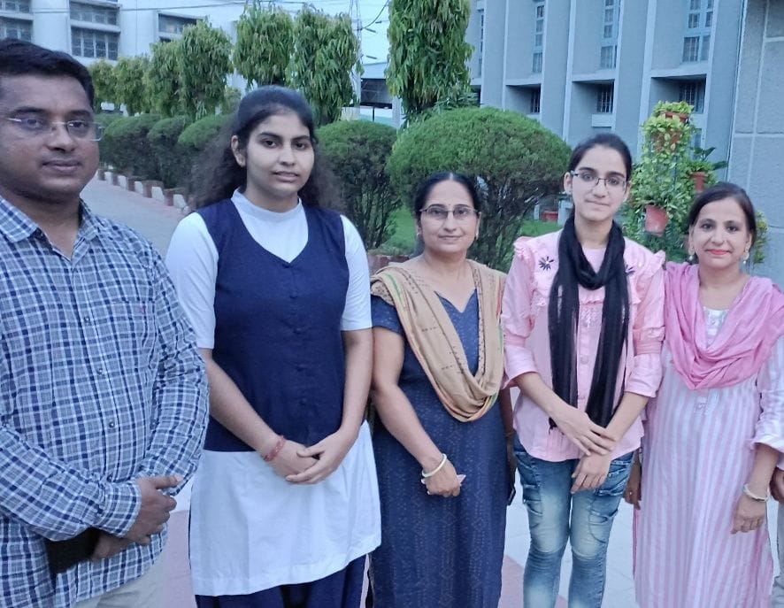 Molly Tyagi became district topper in ISC 12th
