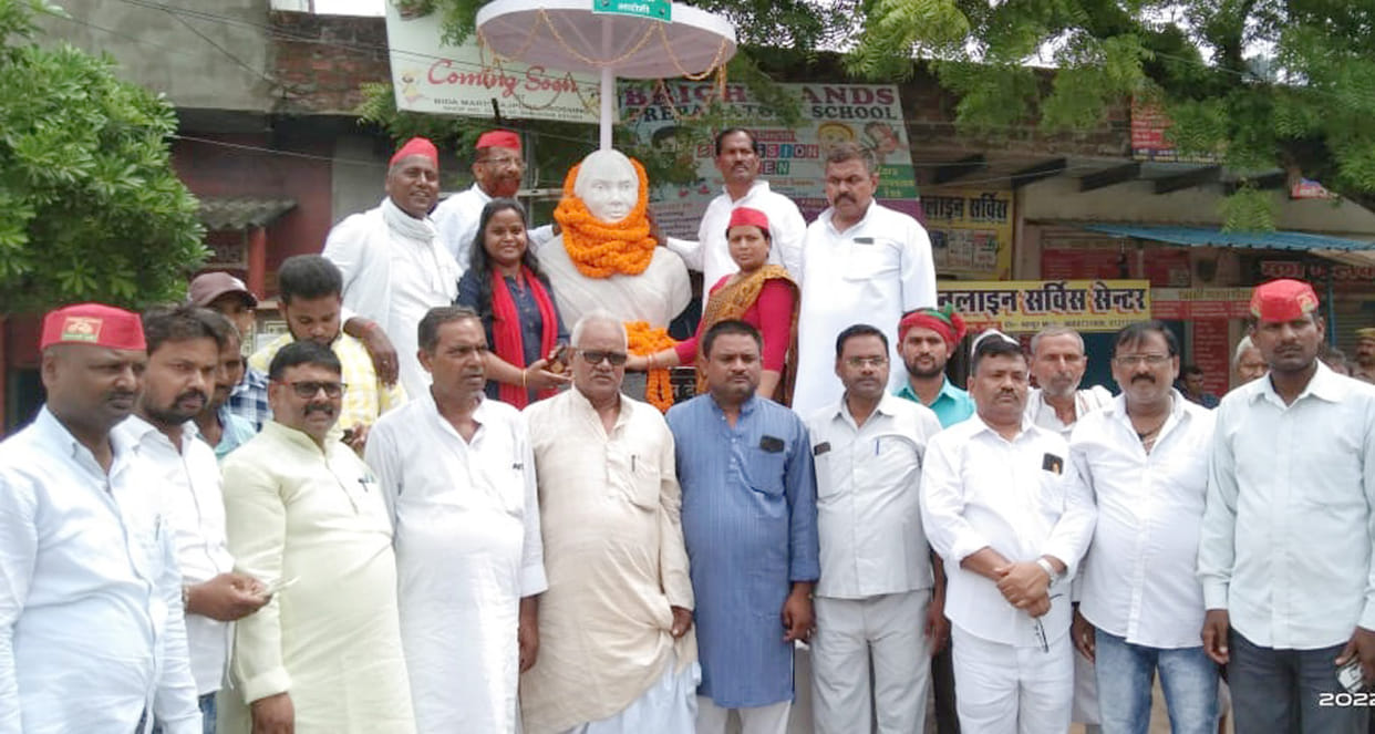 21st death anniversary of former MP celebrated as Sacrifice Day