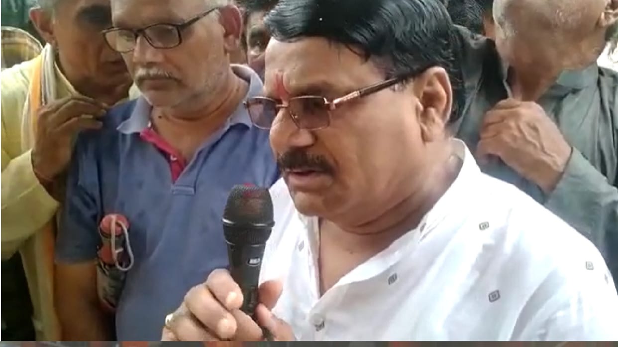 BJP MLA Raghunath Singh congratulated the people on the death of former MLA in Sehore, Madhya Pradesh