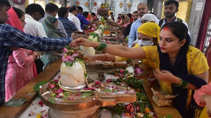 Sawan 2022 On second Monday Shiv devotees for Jalabhishek today update
