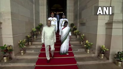 पूर्व राष्ट्रपति कोविंद के साथ द्रौपदी मु्र्मू