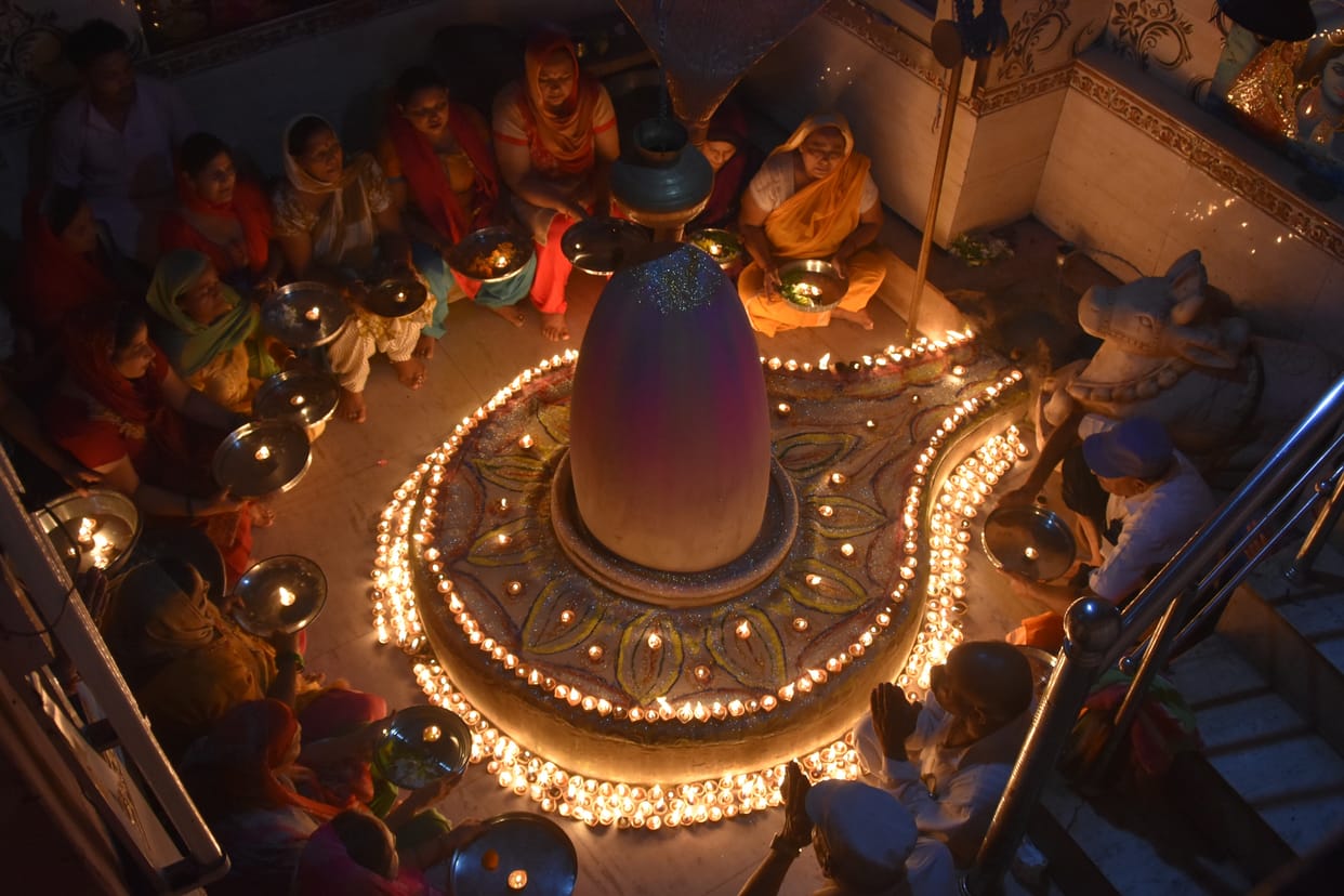 Pagoda lit up across the district, Shivratri today