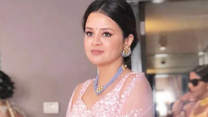 Sakshi Dhoni Video: Dhoni's wife Sakshi showed a unique way of makeup, you will be surprised to know