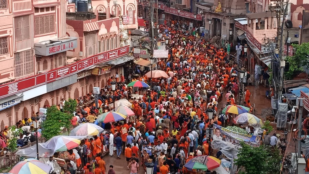 sawan ka dusra somvar kashi vishwnath dham mandir varanasi live news update