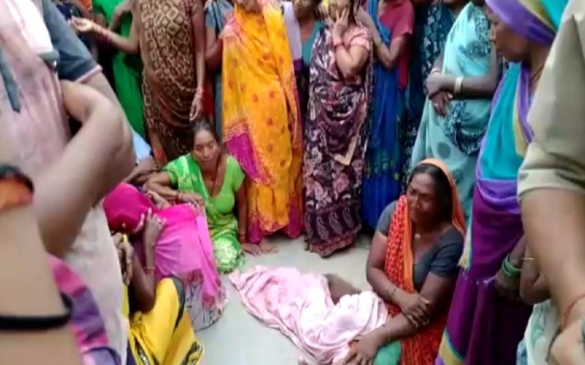 Innocent crushed by school bus in azamgarh who playing outside house