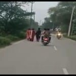 आरोपियों ने की शर्मनाक हरकत