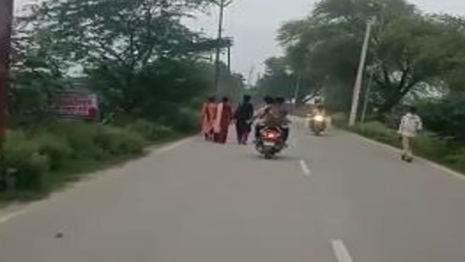 Eve Teasing Case molesting women in Mathura