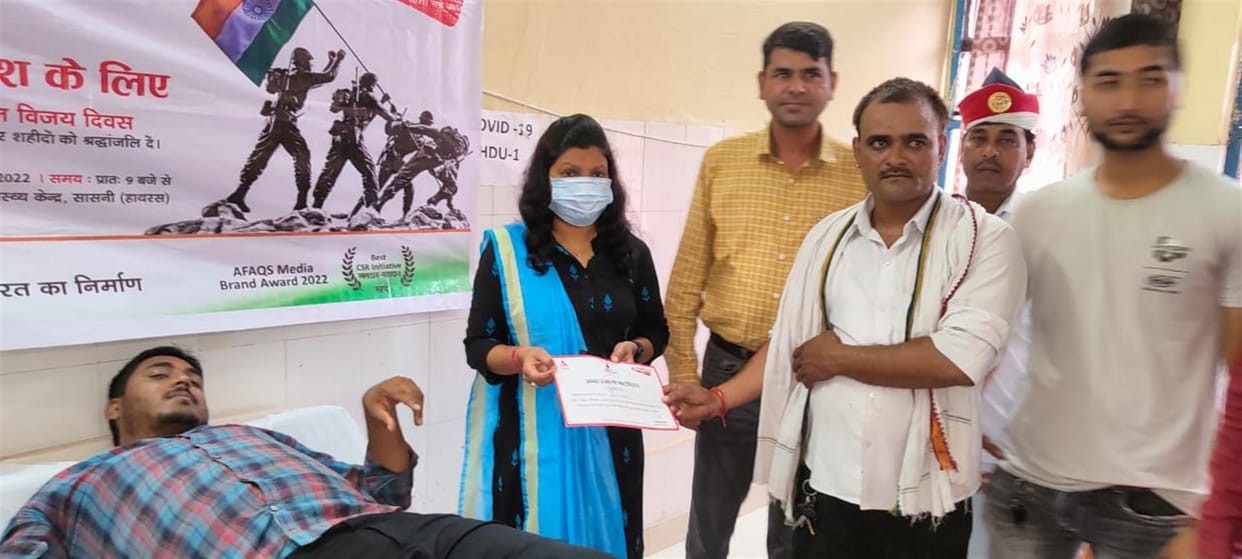 Hathras: People paid tribute to Kargil martyrs in unique ways