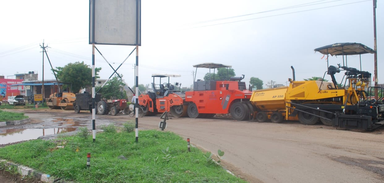 Hathras: NHAI started repair of these roads after the accident with Kanwariyas